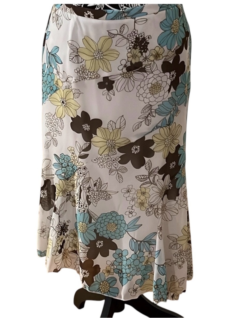Michelle size 14 white print skirt with asymmetrical hemlines side zip NWT